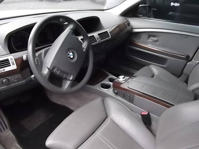 BMW 7 series 2002 photo 4