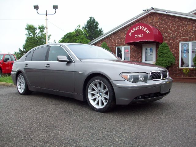 BMW 7 series 2003 photo 4