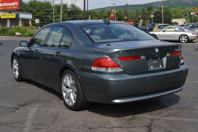 BMW 7 series 2003 photo 1