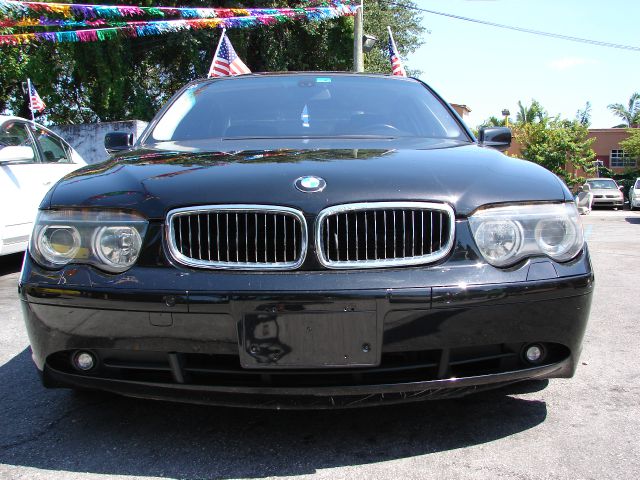 BMW 7 series 2003 photo 16