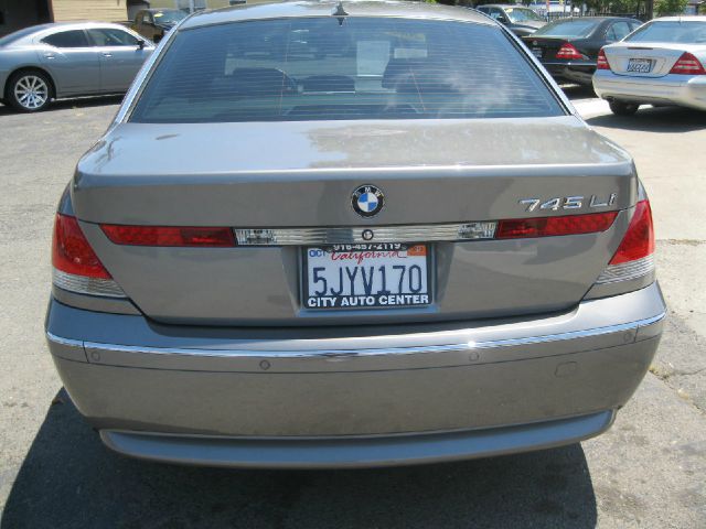 BMW 7 series 2003 photo 1