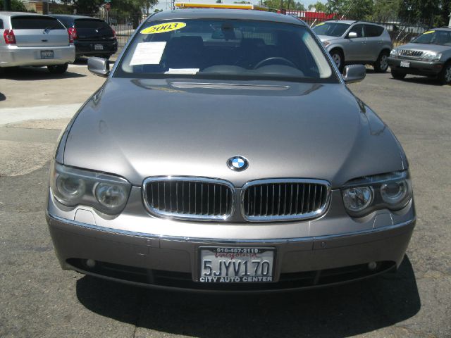 BMW 7 series 2003 photo 11