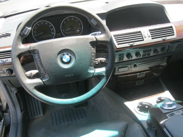 BMW 7 series 2003 photo 12