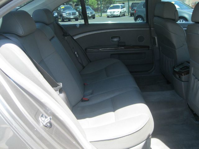 BMW 7 series 2003 photo 7