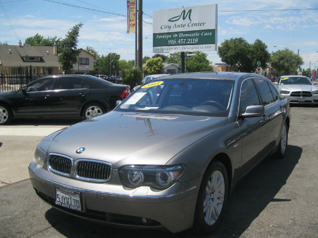 BMW 7 series 2003 photo 8