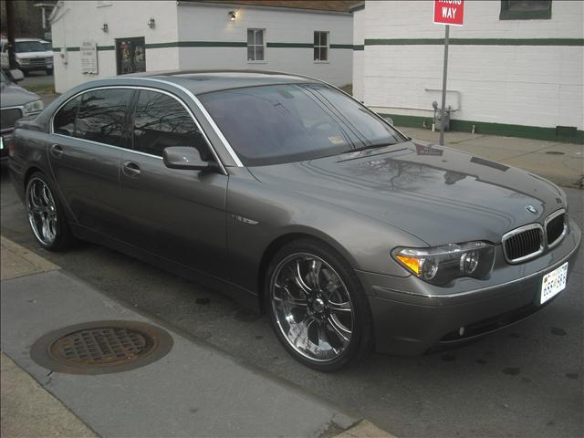 BMW 7 series 2003 photo 1