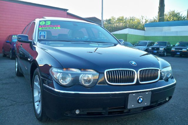 BMW 7 series 2003 photo 4