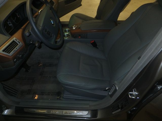 BMW 7 series 2003 photo 12