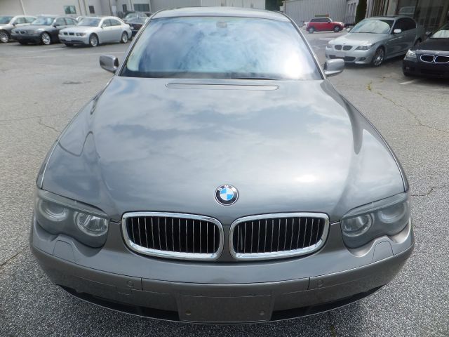 BMW 7 series 2003 photo 2