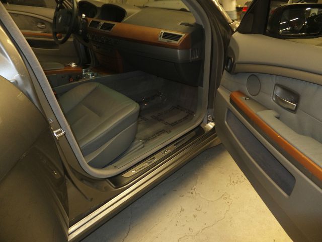 BMW 7 series 2003 photo 31