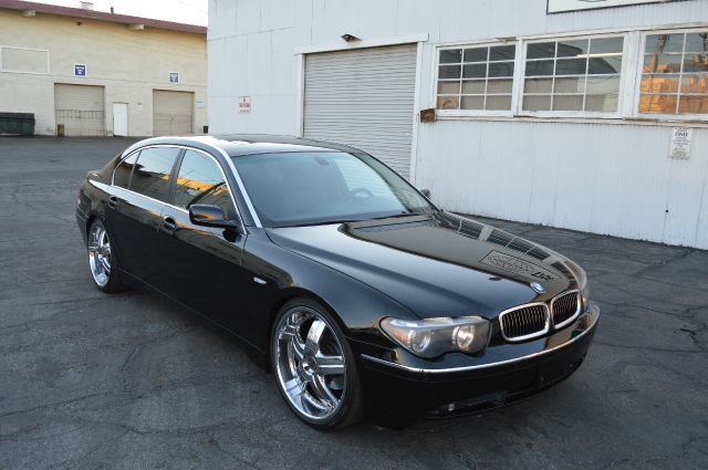 BMW 7 series 2003 photo 4