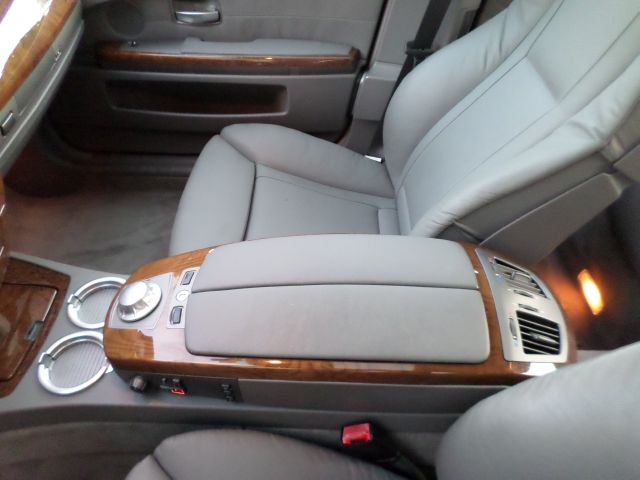 BMW 7 series 2003 photo 12