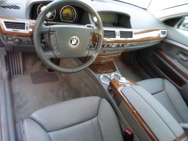 BMW 7 series 2003 photo 18