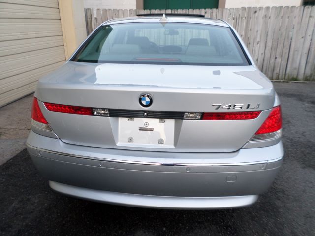 BMW 7 series 2003 photo 21