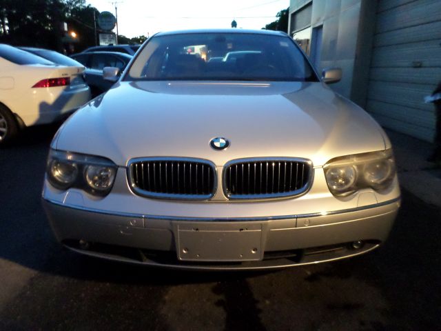 BMW 7 series 2003 photo 25