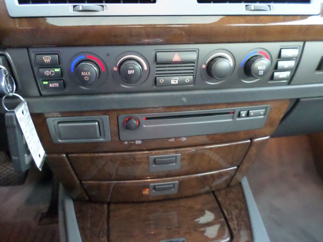 BMW 7 series 2003 photo 3