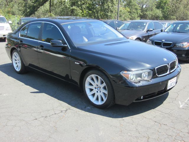 BMW 7 series 2003 photo 3