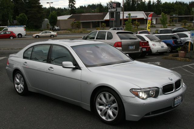 BMW 7 series 2003 photo 21