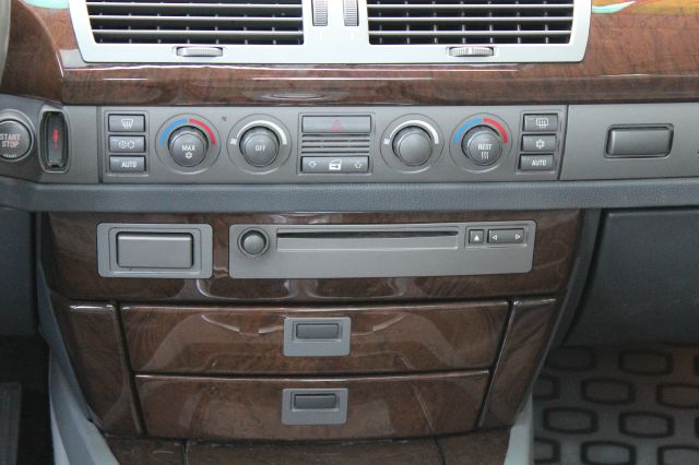 BMW 7 series 2003 photo 17