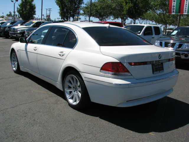 BMW 7 series 2003 photo 6