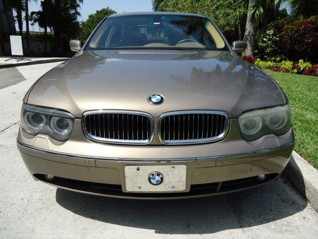 BMW 7 series 2004 photo 13