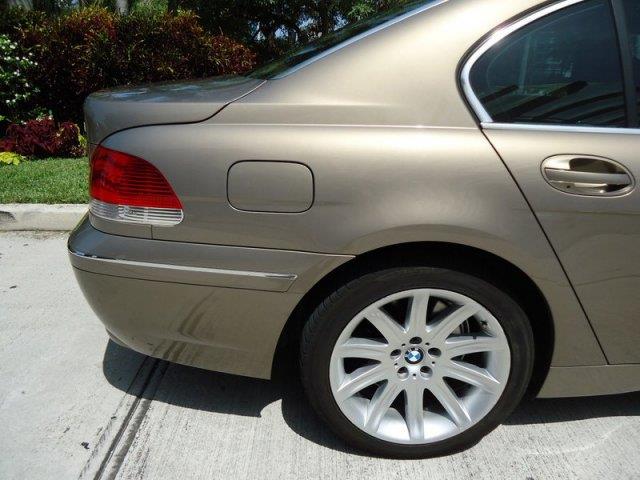 BMW 7 series 2004 photo 15