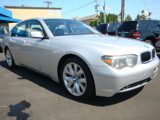 BMW 7 series 2004 photo 1