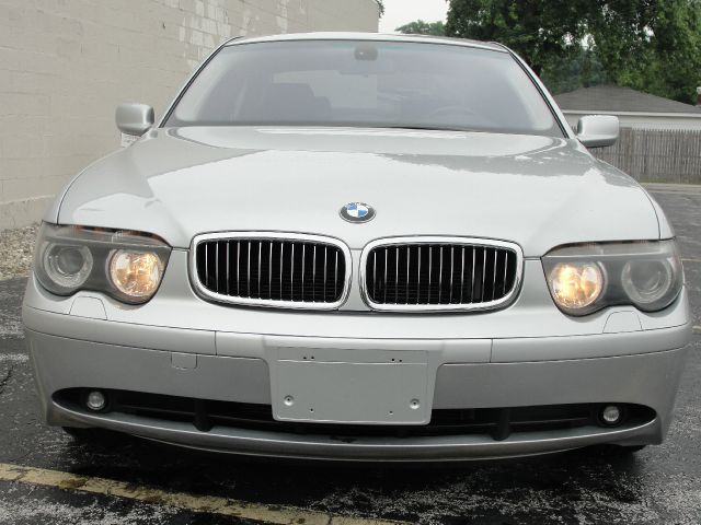 BMW 7 series 2004 photo 3