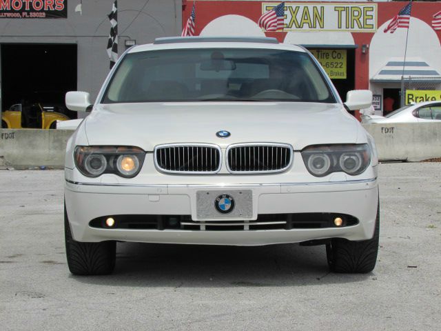 BMW 7 series 2004 photo 34