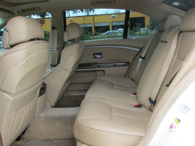 BMW 7 series 2004 photo 45