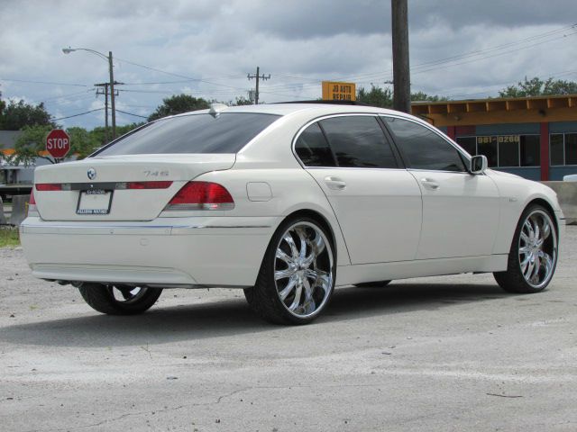 BMW 7 series 2004 photo 51