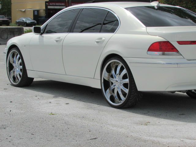 BMW 7 series 2004 photo 52