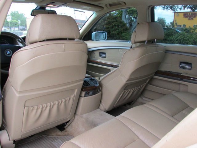 BMW 7 series 2004 photo 7