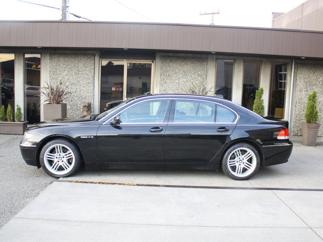 BMW 7 series 2004 photo 1