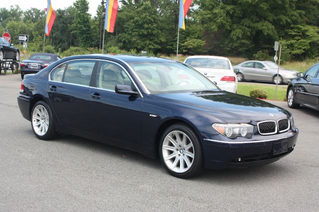 BMW 7 series 2004 photo 4