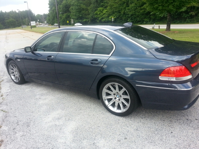 BMW 7 series 2004 photo 2