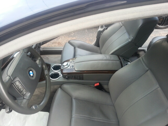 BMW 7 series 2004 photo 7