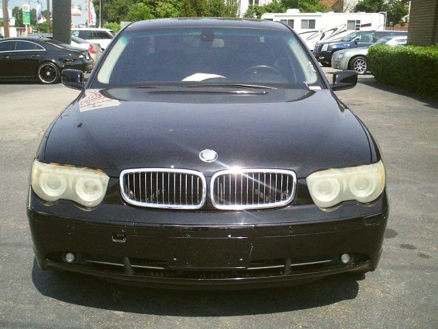 BMW 7 series 2004 photo 2