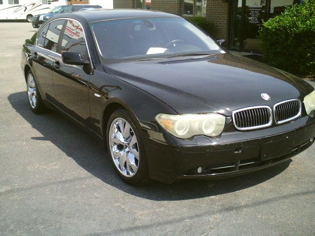 BMW 7 series 2004 photo 4