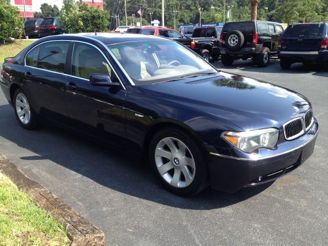 BMW 7 series 2004 photo 2