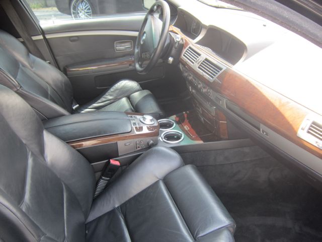 BMW 7 series 2004 photo 2