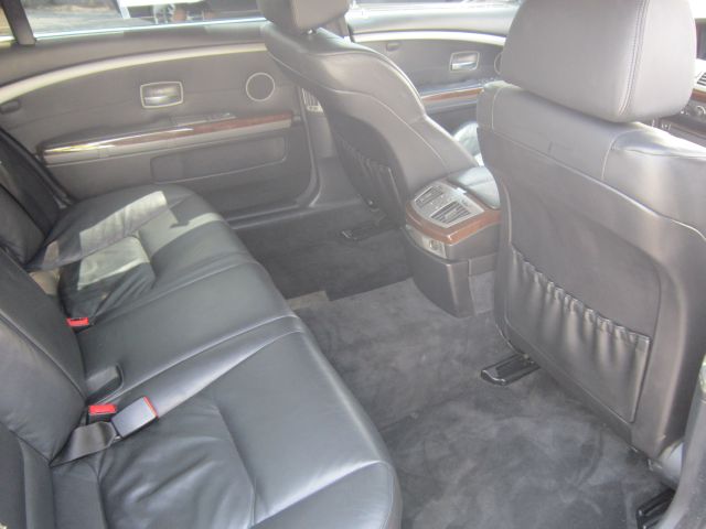 BMW 7 series 2004 photo 4