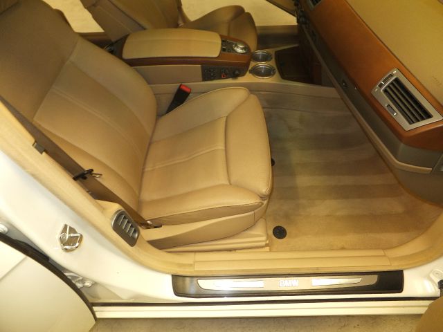 BMW 7 series 2004 photo 10