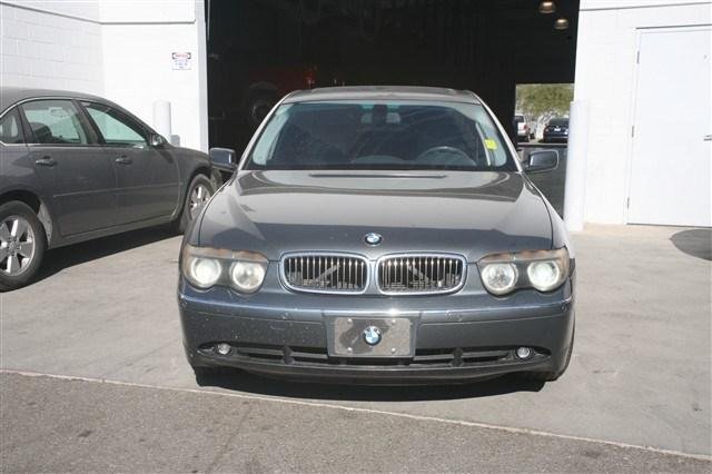 BMW 7 series 2004 photo 2