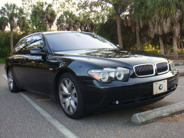 BMW 7 series 2004 photo 1