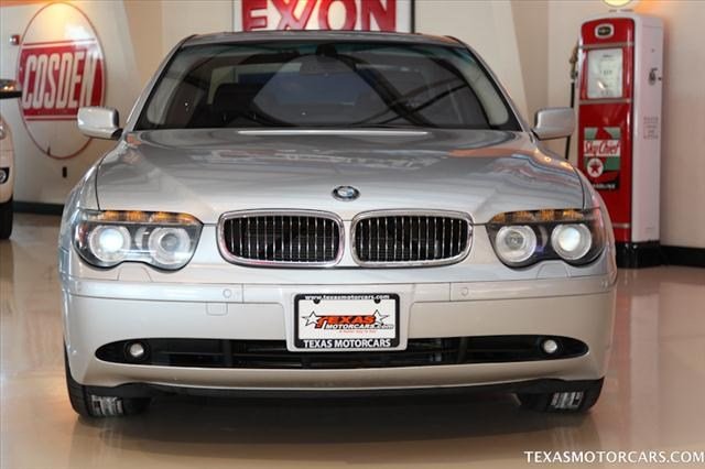 BMW 7 series 2005 photo 3