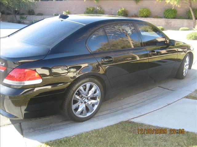 BMW 7 series 2005 photo 1