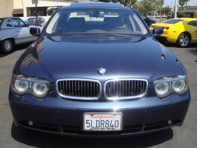 BMW 7 series 2005 photo 2