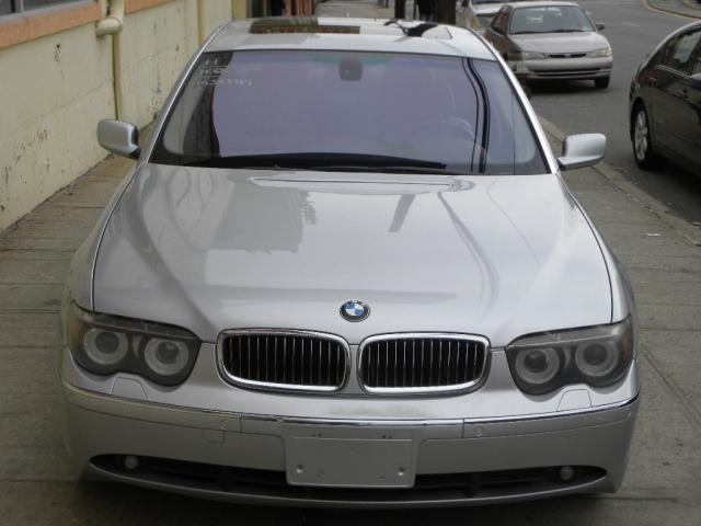 BMW 7 series 2005 photo 2