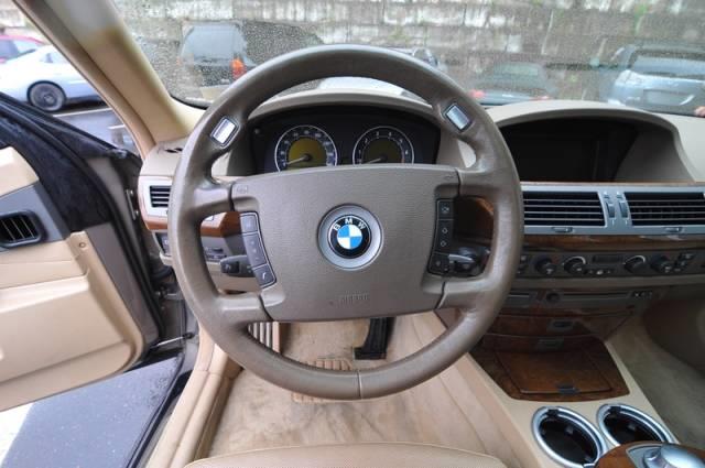 BMW 7 series 2005 photo 12